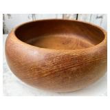 Vintage Turned Wooden Bowl 12' Diam. 5' Tall Vintage Turned Wooden Bowl 12' Diam. 5' Tall