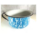 Blue & White Swirl Graniteware Handled Pot