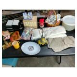 Large Table Lot See Pics Everything Pictured