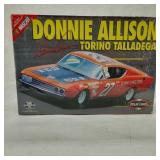 Donnie Allison Torino Talladega Polar Lights 1/25