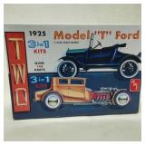 1925 Model T Ford 1/25 AMT Tape Sealed Model
