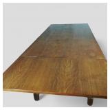 Unique Expanding Oak Dinner Table