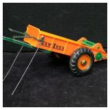 New Idea Manure Spreader