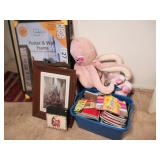 Octopus, Frames & Paper Goods