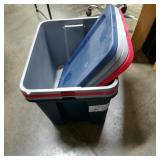 (4) Totes with Lids