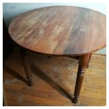 35" Circular Dining Room Table