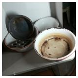 Graniteware Bowls and Bakingware
