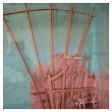 Garden Trellis & Other Outdoor Items