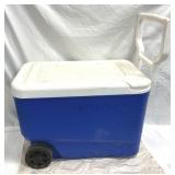 Igloo  Blue Rolling Cooler