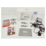 Nintendo Wii Console w/ (3) Games