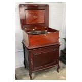 Mira Mahogany 18" Disc Music Box w/ Disc Cabinet