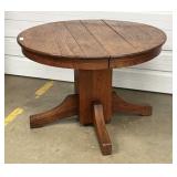 42" Oak Round Table