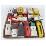 (14) Ertl Diecast Oil Company Advertising Banks