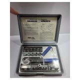 NEW Ratchet Action Squeeze Wrench