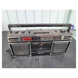 Vintage Sanyo Stereo Cassette Player Radio