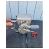 Vintage Getzum Duster Midget Duster Tool
