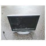 Emerson 19.5 inch LCD TV Model LC195EM9 2