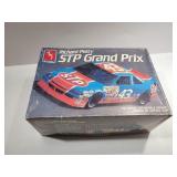 AMT 1:25 Scale Richard Petty STP Grand Prix