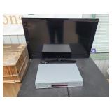 SAMSUNG Television with RCA DVD/CD Player