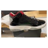 Nike girls size 7 youth shoes