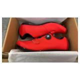 Menï¿½s 10/10.5 Cycling Shoes (Red)