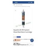 Aquatic life color changing cartridge