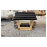 3QT Natureï¿½s Way Bird Feeder