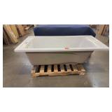 72in x 36in Acrylic Soaking Tub