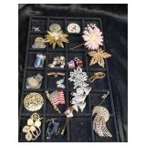 PINS & PENDANTS+++ / JEWELRY