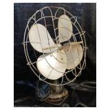 VINTAGE HUNTER ZEPHAIR TABLE TOP FAN / USED