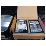 BABE RUTH / TRADING CARD COLLECTION TIN W/ CARDS