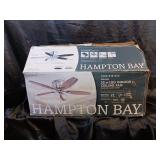 HAMPTON BAY 52' CEILING FAN / ORIGINAL BOX / NEW