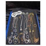 JEWELRY / NECKLACES /  APPROX:  11 PCS