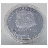 SOUVENIR TOKEN / TRUMP DOLLAR / PLASTIC CASE/2
