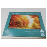 NEW / TEMPERED GLASS CUTTING BOARD