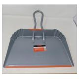 NEW / SHOP DUST PAN