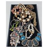 BOHO CHIC JEWELRY LOT / MIXED
