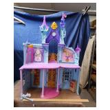 PRINCESS DOLL/PLAY HOUSE 27 X 39