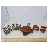 VINTAGE DOLL HOUSE FURNISHINGS