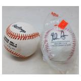COLLECTIBLE BASEBALLS / 2 PCS