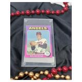 1975 TOPPS NOLAN RYAN BASEBALL CARD IN HARD CASE