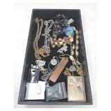 BEADS / CHAINS & OTHER JEWELRY THINGS