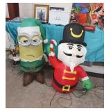 HOLIDAY INFLATABLE YARD DECOR / PREOWNED