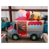 MINIONS SNOW CONE  TRUCK / HOLIDAY YARD DECOR