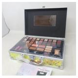 NEW 44PC MAKEUP SET IN  CASE