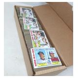 SPORTS BASEBALL TRADING CARDS LOT
