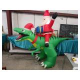 INFLATABLE CHRISTMAS YARD DECOR