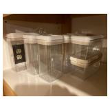 7 Felli Clear Plastic Storage Canisters