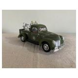 Golden Wheels Die-Cast 1940s US Army Tow Truck