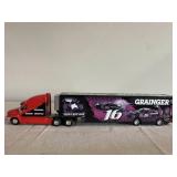 Hot wheels 16 Grainger Semi Truck